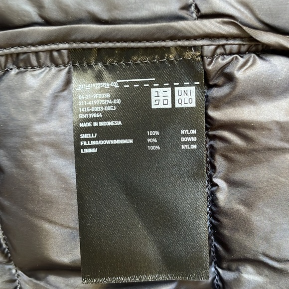 Uniqlo Ultra Lightweight Down Vest - Picture 5 of 8